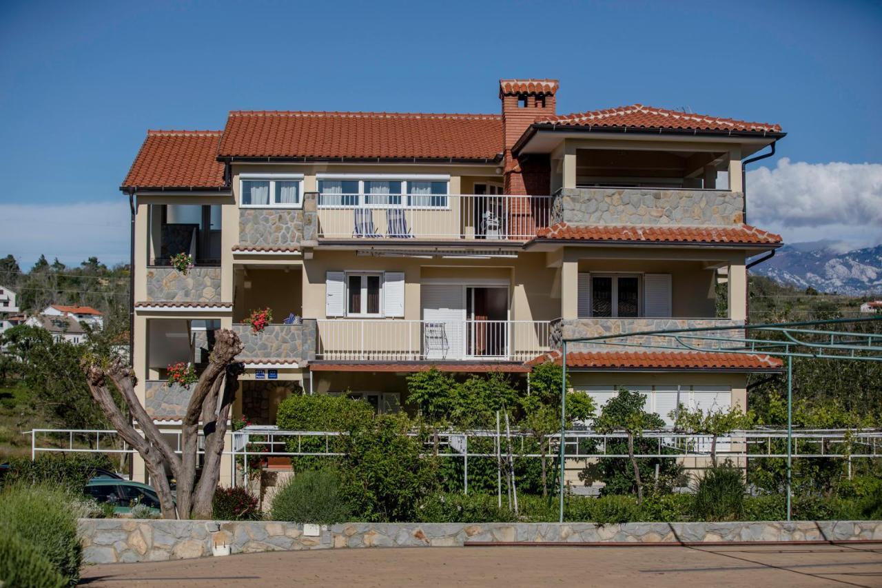 Apartmani Ana & Milo Lopar Ngoại thất bức ảnh