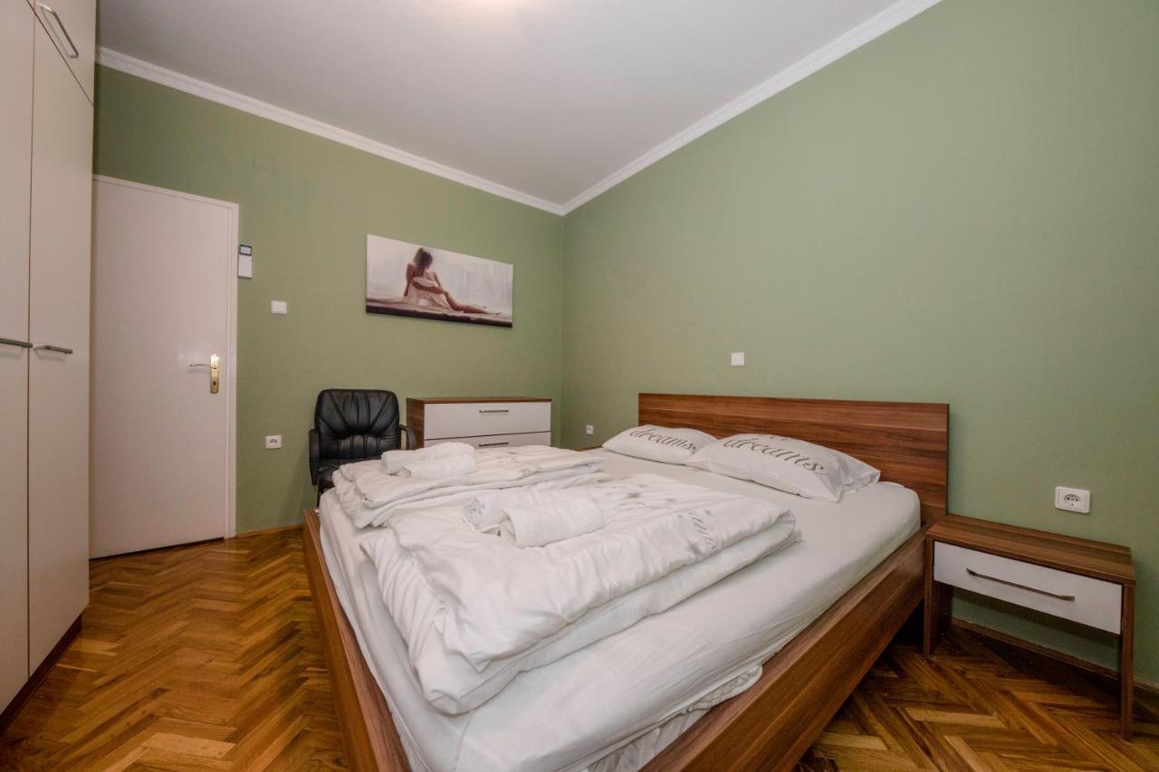 Apartmani Ana & Milo Lopar Ngoại thất bức ảnh