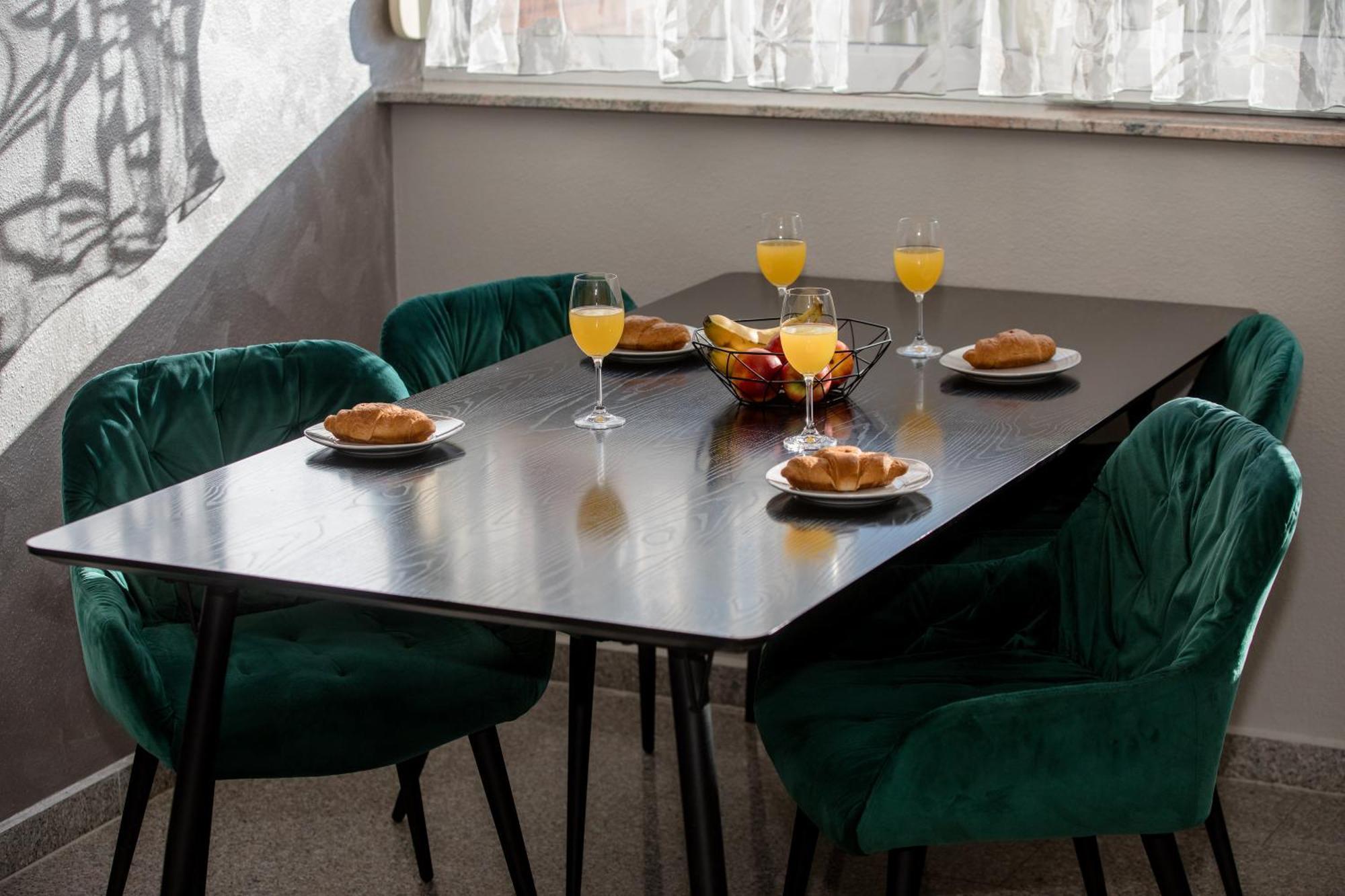 Apartmani Ana & Milo Lopar Phòng bức ảnh