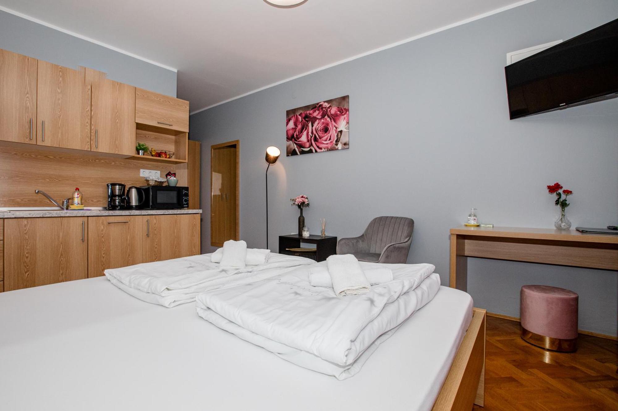 Apartmani Ana & Milo Lopar Phòng bức ảnh