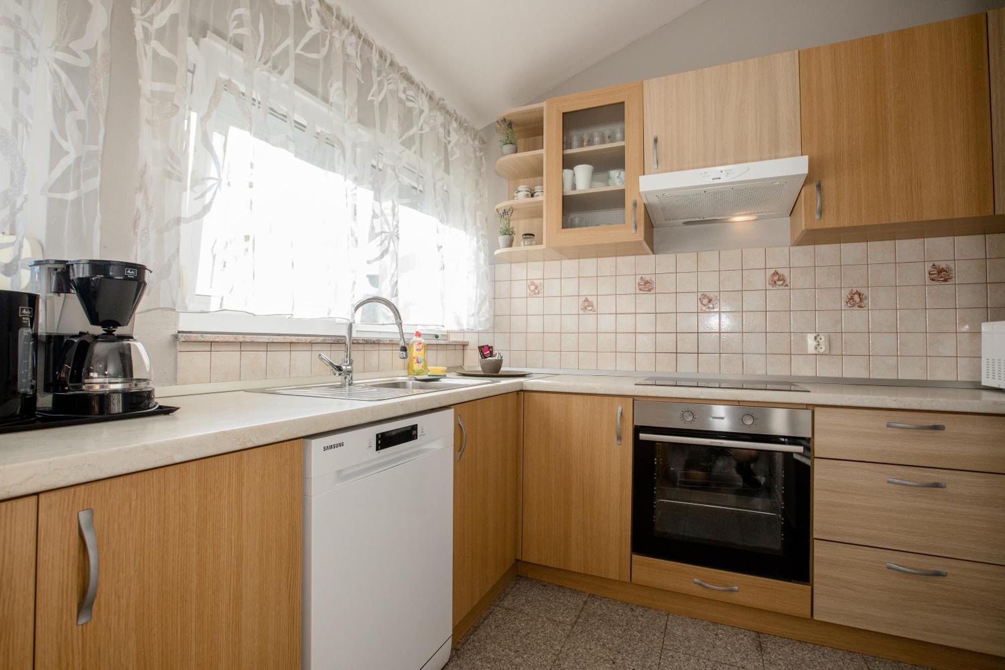 Apartmani Ana & Milo Lopar Phòng bức ảnh