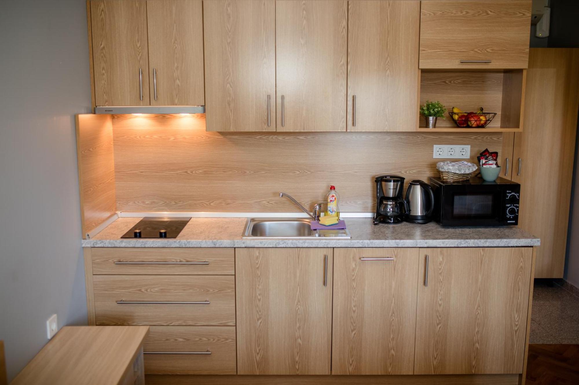 Apartmani Ana & Milo Lopar Phòng bức ảnh