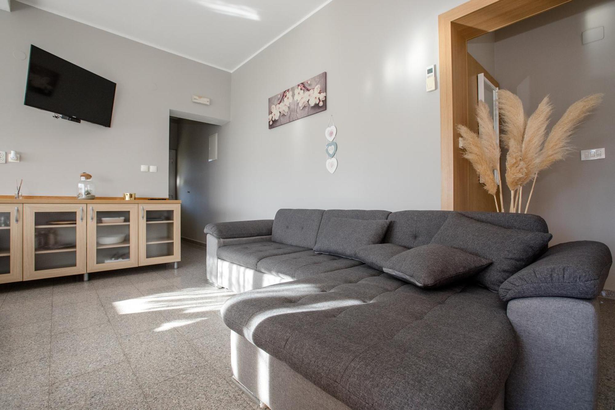 Apartmani Ana & Milo Lopar Phòng bức ảnh